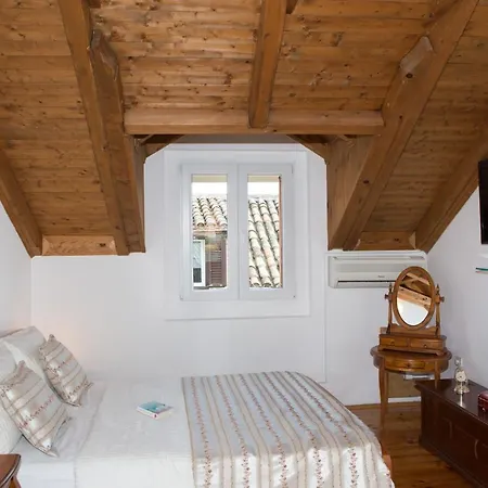 Mirula Pensionat 3*