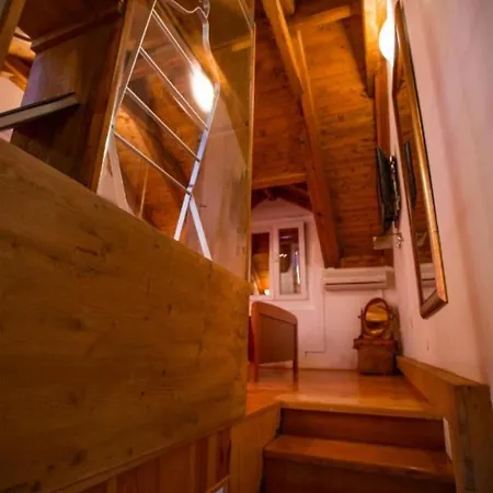 Mirula Guest house Split